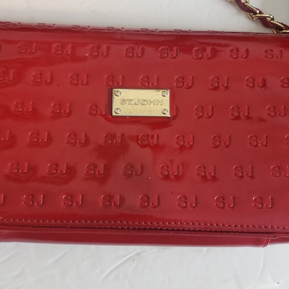 St. John Red Vinyl Leather Crossbody Bag - Picture 2 of 12